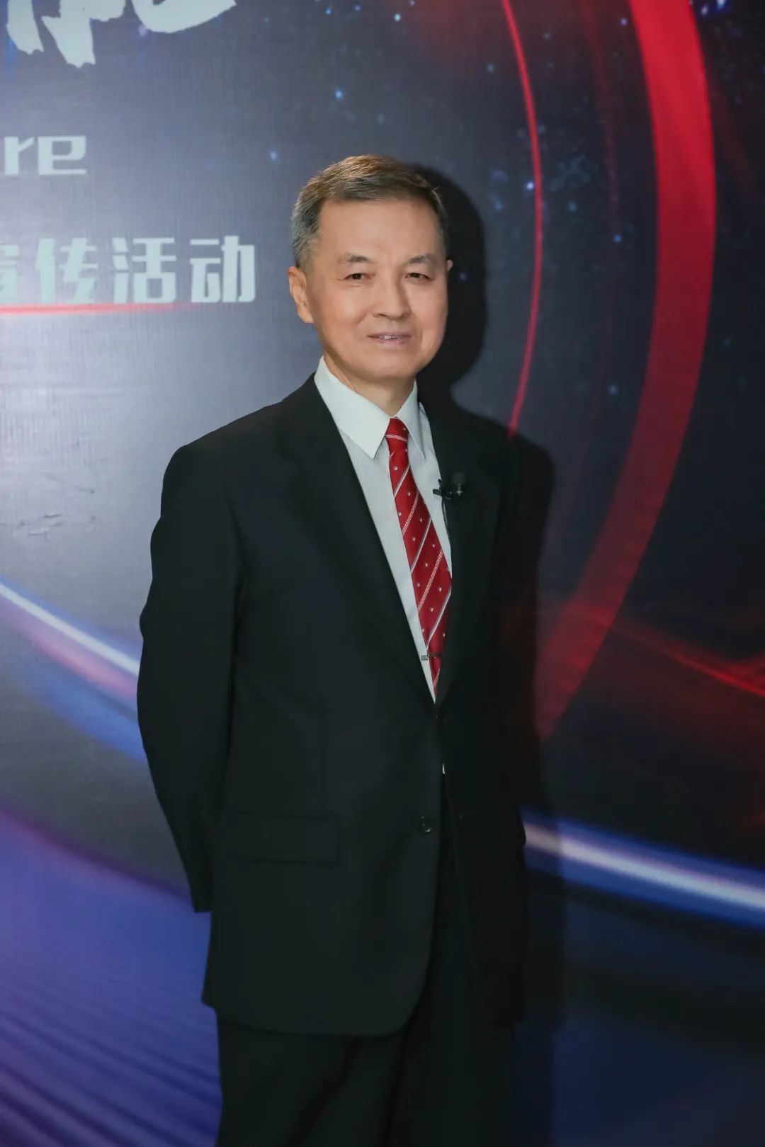 镇江市政协教卫体委主任任一鸣